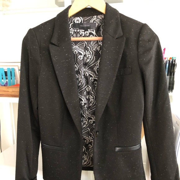Limited Blazer - Picture 2 of 3